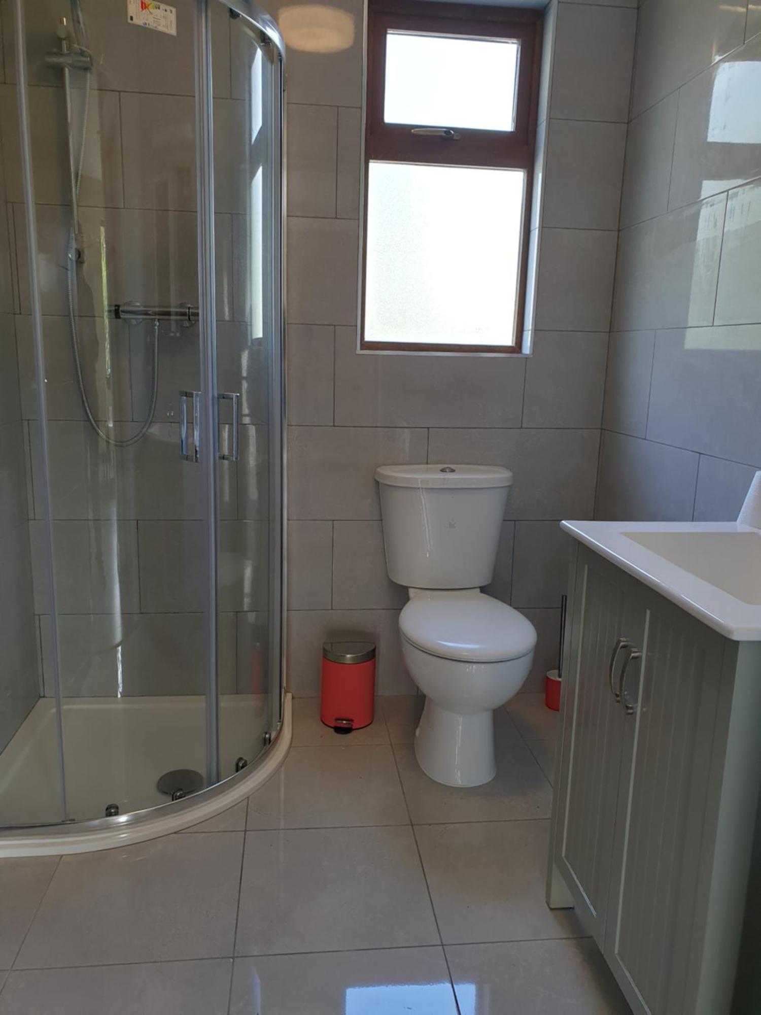 Dungloe Lakeside Lodging Apartment Ngoại thất bức ảnh