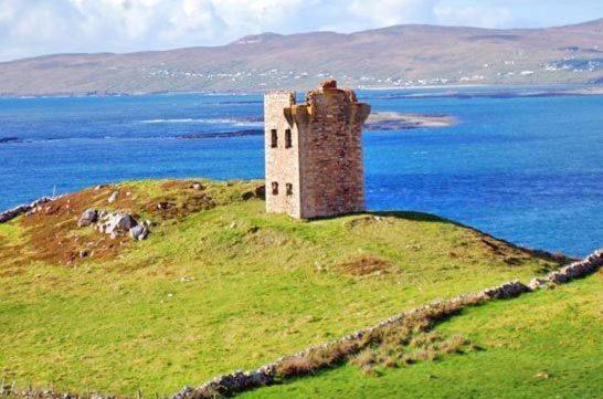 Dungloe Lakeside Lodging Apartment Ngoại thất bức ảnh